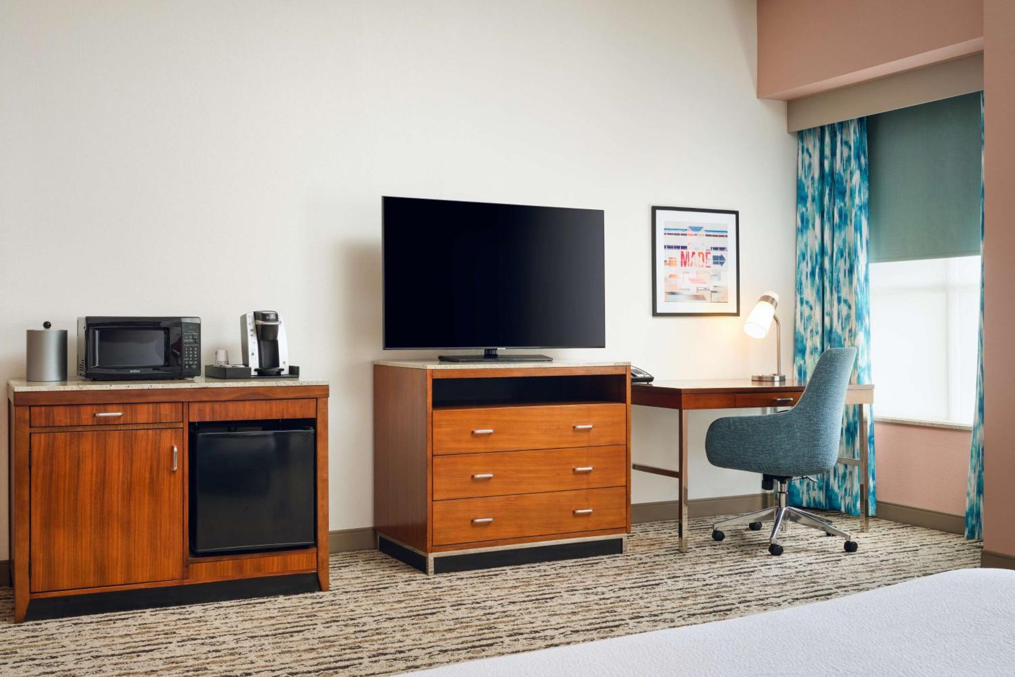Hilton Garden Inn Atlanta Midtown Exteriör bild